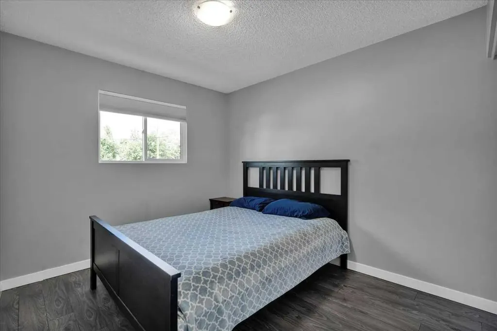 401 15 Street E Drumheller AB T0J 0Y5