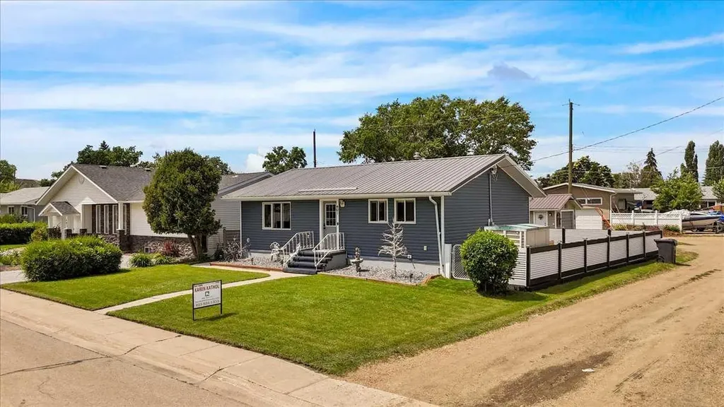 401 15 Street E Drumheller AB T0J 0Y5