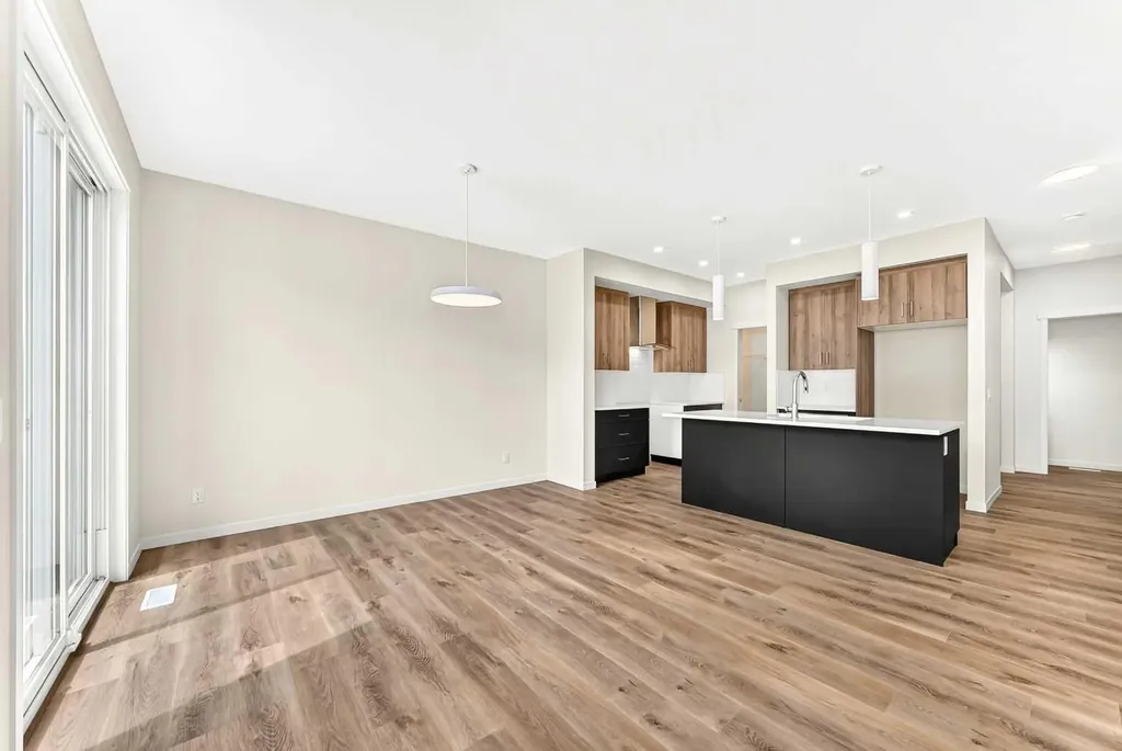 1065 Sawgrass Link NW Airdrie AB T4B5V2