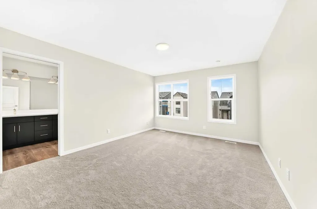 1065 Sawgrass Link NW Airdrie AB T4B5V2