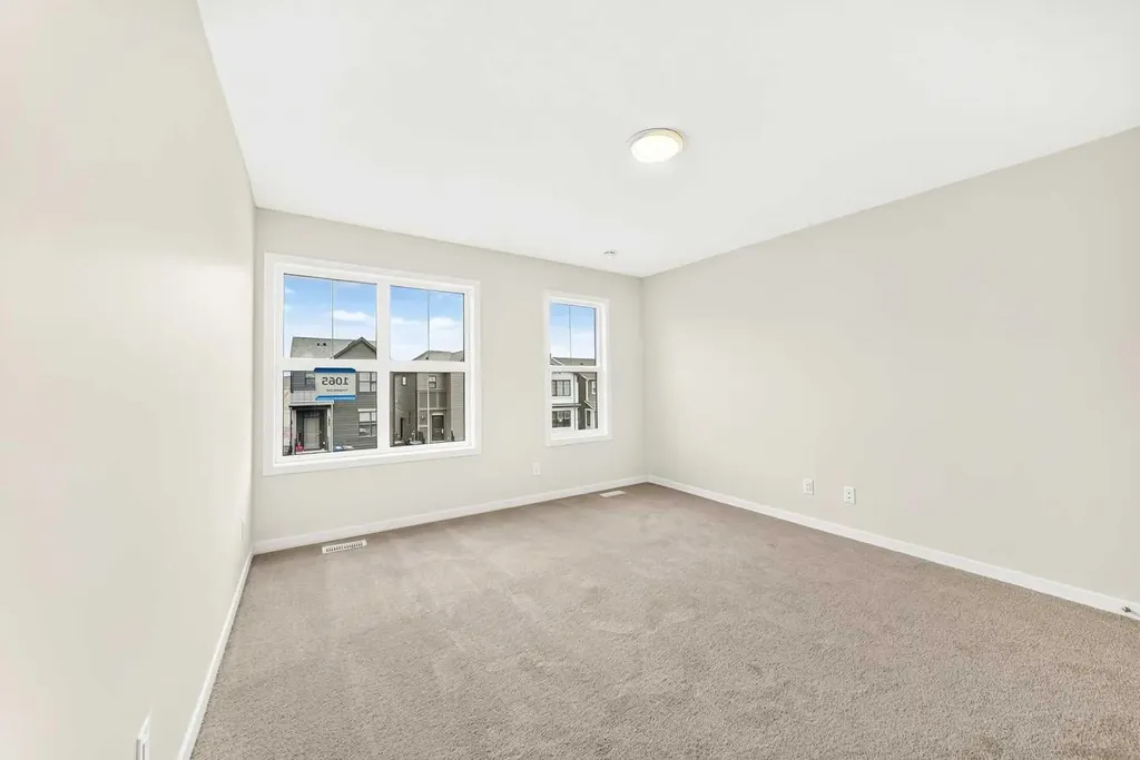 1065 Sawgrass Link NW Airdrie AB T4B5V2