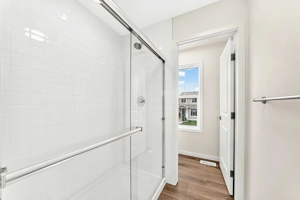 1065 Sawgrass Link NW Airdrie AB T4B5V2