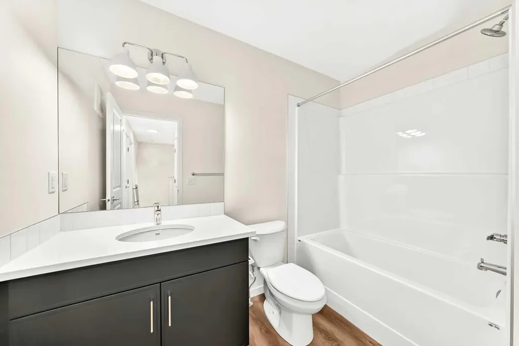 1065 Sawgrass Link NW Airdrie AB T4B5V2