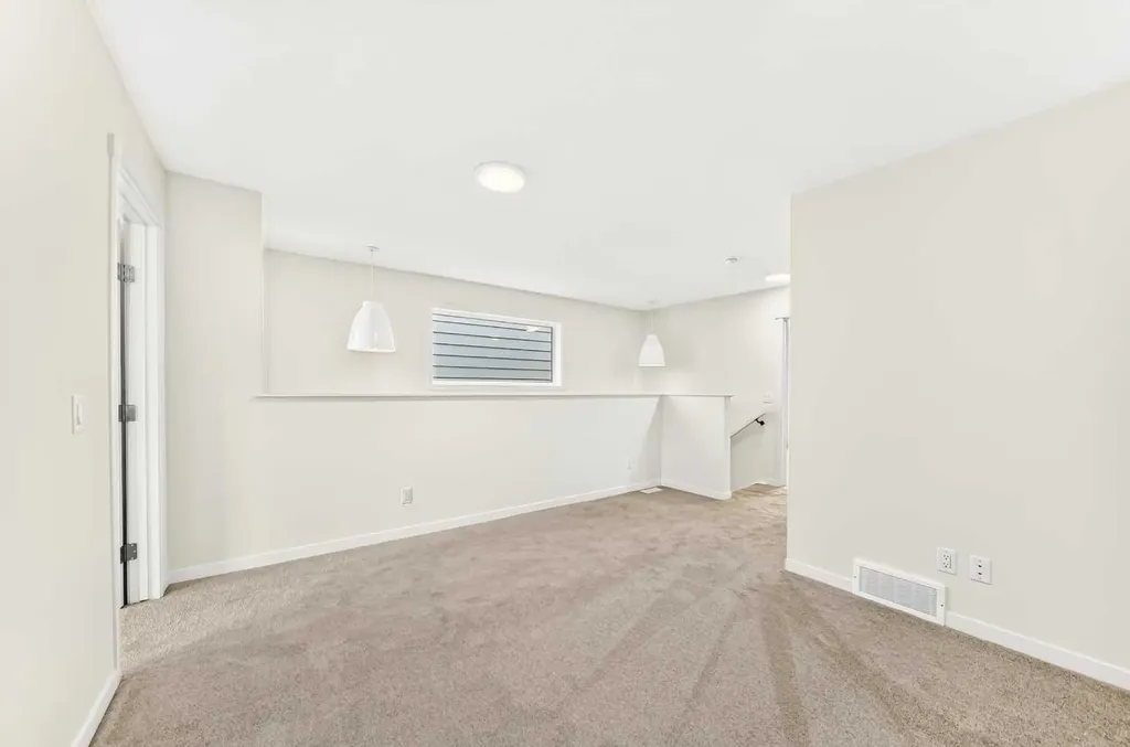 1065 Sawgrass Link NW Airdrie AB T4B5V2