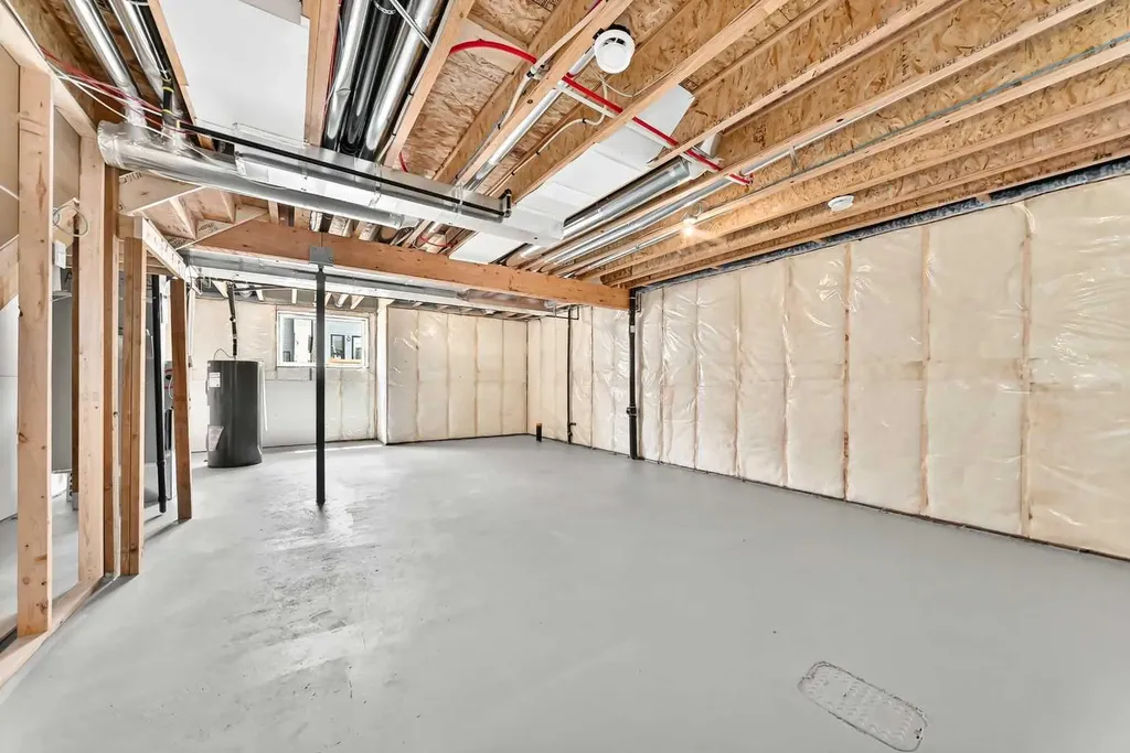 1065 Sawgrass Link NW Airdrie AB T4B5V2