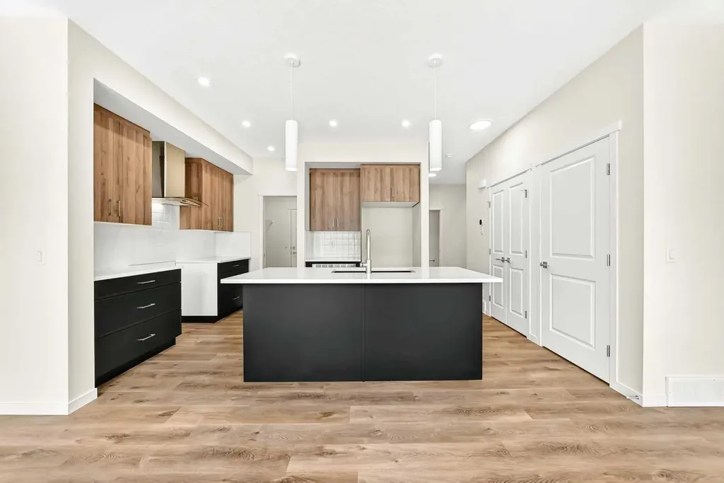1065 Sawgrass Link NW Airdrie AB T4B5V2