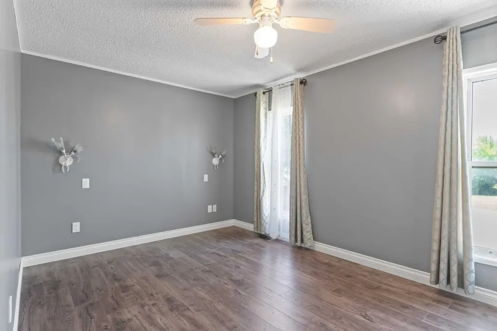 418 Homestead Trail SE High River AB T1V 1J9