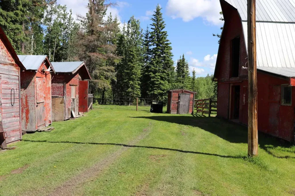 54013 Range Road 161 Rural Yellowhead County AB T7E 3H4