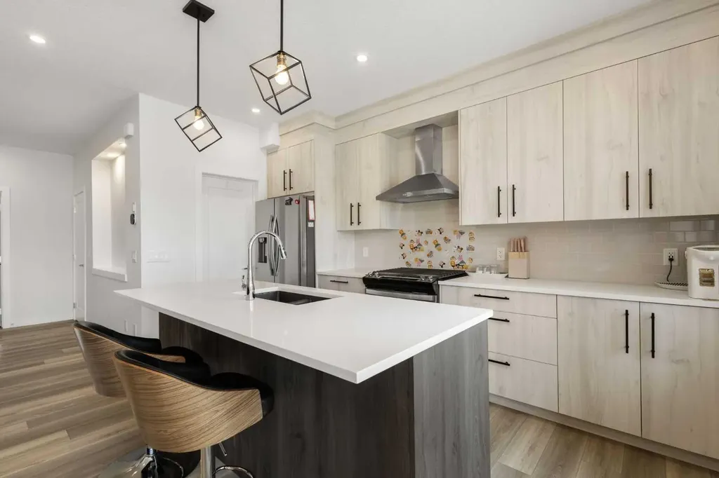 293 Carringsby Way NW Calgary AB T3P 1T6