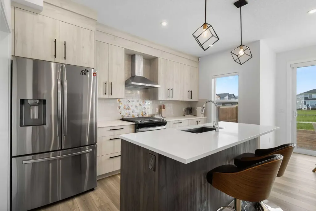 293 Carringsby Way NW Calgary AB T3P 1T6