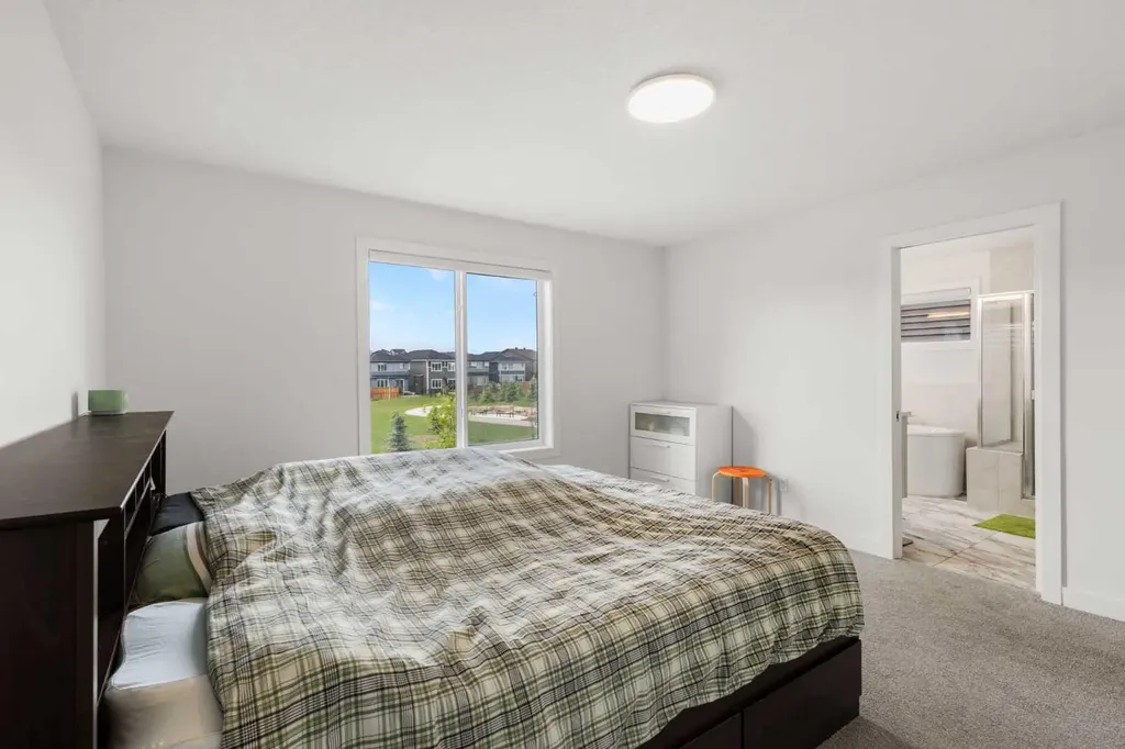 293 Carringsby Way NW Calgary AB T3P 1T6