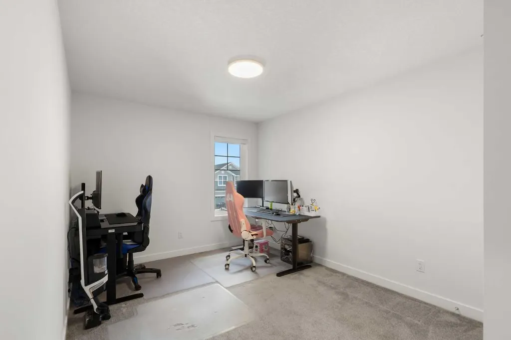 293 Carringsby Way NW Calgary AB T3P 1T6