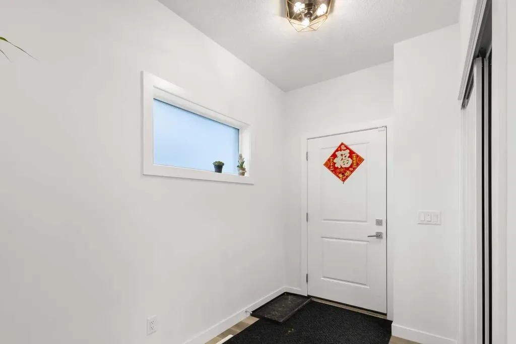 293 Carringsby Way NW Calgary AB T3P 1T6