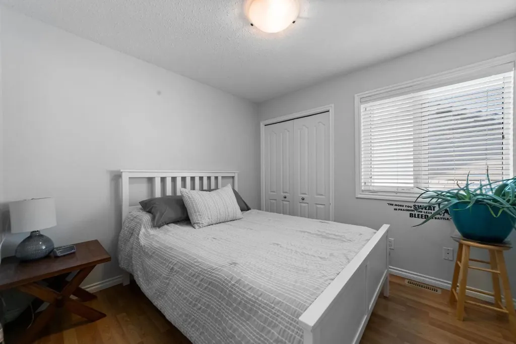 313 Hanson Street Bawlf AB T0B0J0