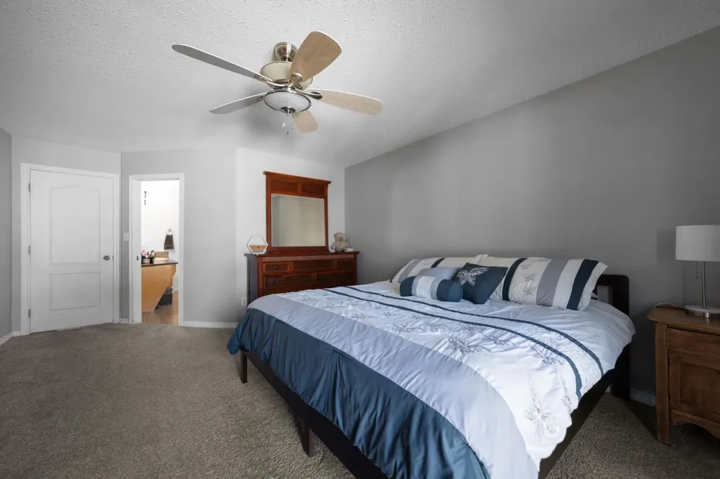 313 Hanson Street Bawlf AB T0B0J0