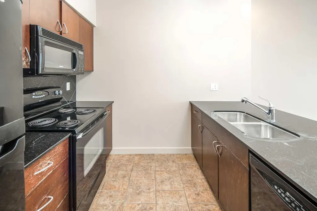 8710 Horton Road SW Calgary AB T2V 0P7