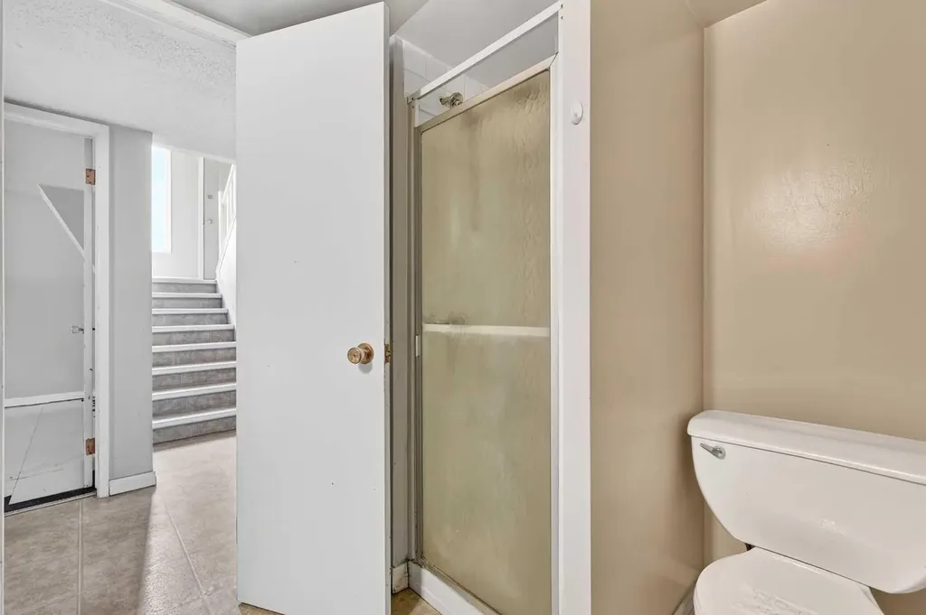 42 Huntford Close NE Calgary AB T2k 3Y6