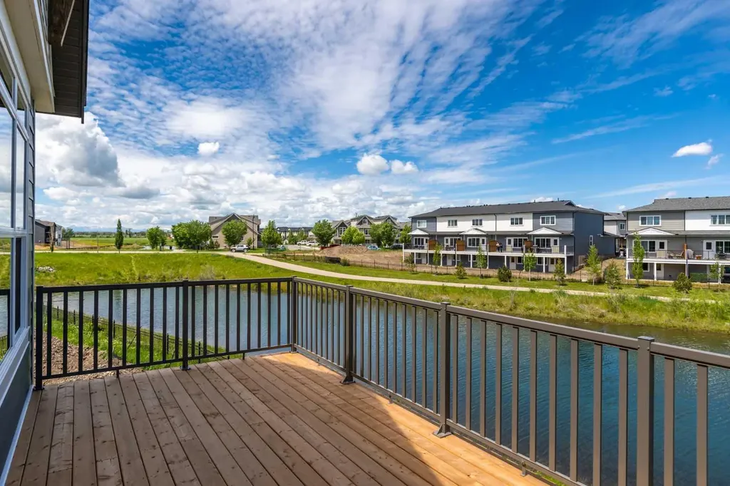 420 Montrose Green SE High River AB T1V 0K7