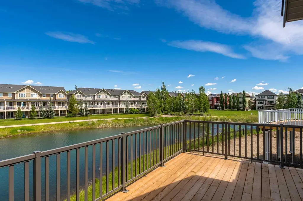 420 Montrose Green SE High River AB T1V 0K7