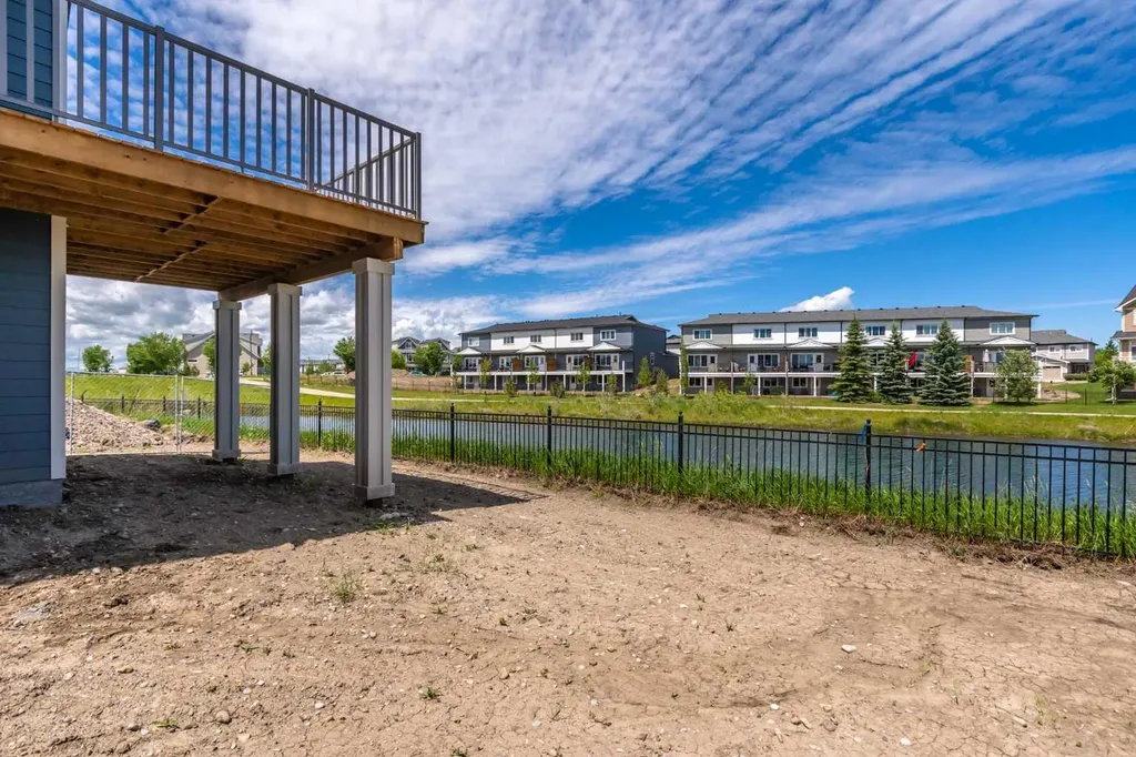 420 Montrose Green SE High River AB T1V 0K7