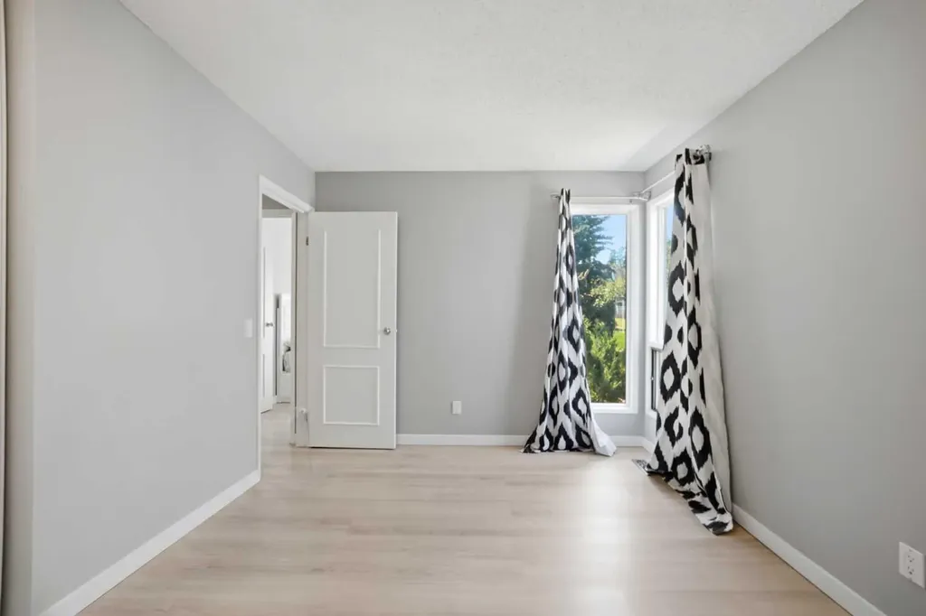 108 Grier Terrace NE Calgary AB T2K 5Y6