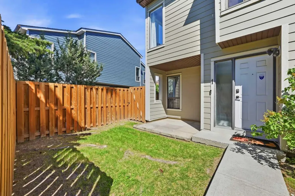 108 Grier Terrace NE Calgary AB T2K 5Y6