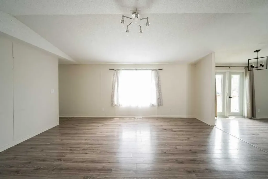 101 Hoehne Street Fort Mcmurray AB T9K 2K8