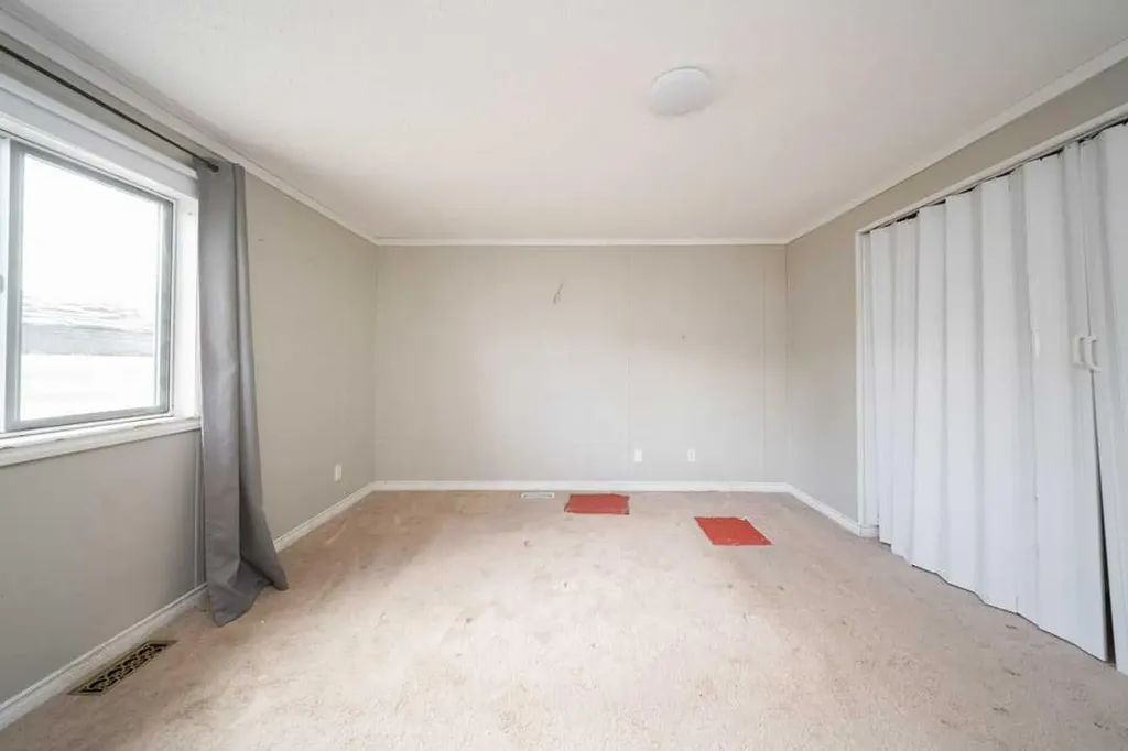 101 Hoehne Street Fort Mcmurray AB T9K 2K8