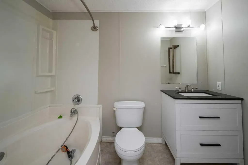 101 Hoehne Street Fort Mcmurray AB T9K 2K8