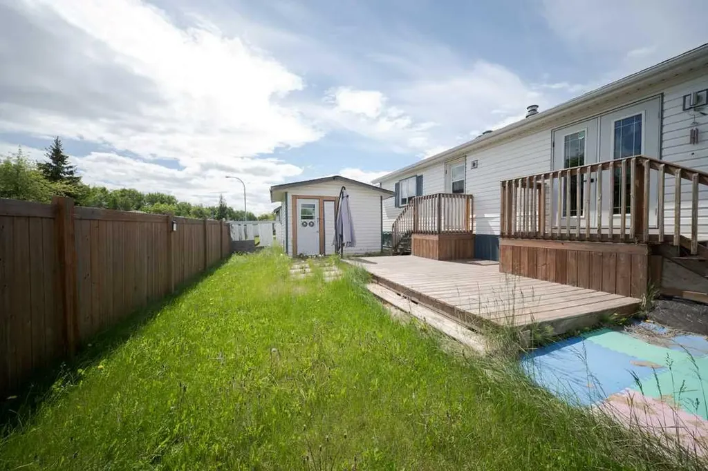 101 Hoehne Street Fort Mcmurray AB T9K 2K8