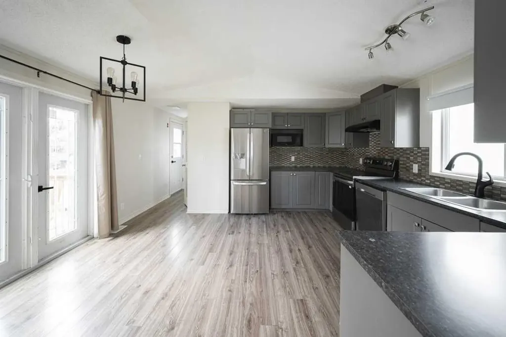 101 Hoehne Street Fort Mcmurray AB T9K 2K8