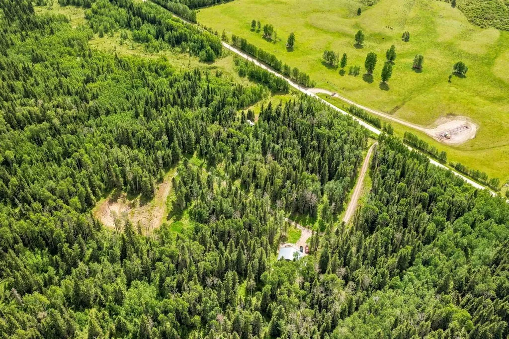 31435 Range Road 62 Rural Mountain View County AB T0M1X0