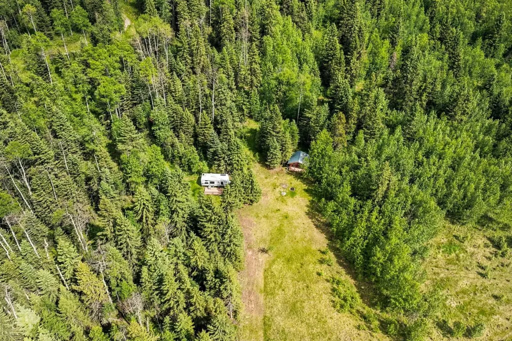 31435 Range Road 62 Rural Mountain View County AB T0M1X0