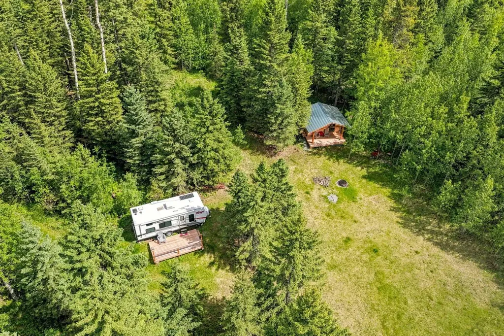 31435 Range Road 62 Rural Mountain View County AB T0M1X0