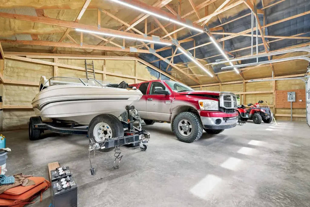 31435 Range Road 62 Rural Mountain View County AB T0M1X0