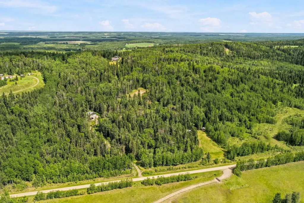 31435 Range Road 62 Rural Mountain View County AB T0M1X0