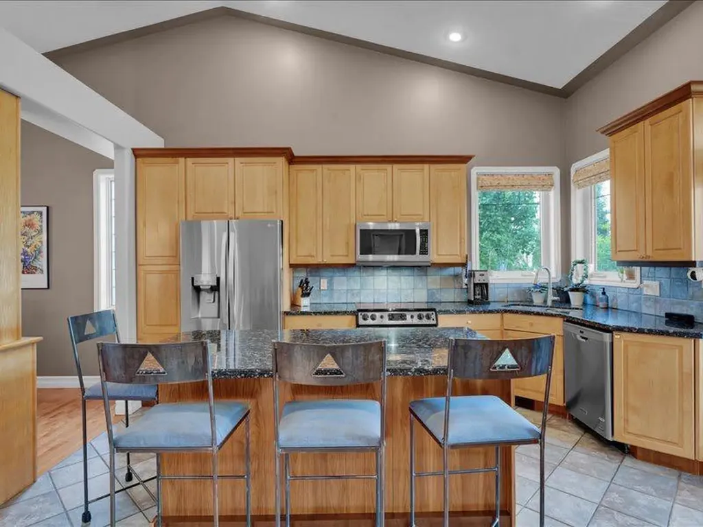 147 Cove Place Chestermere AB t1x1j6