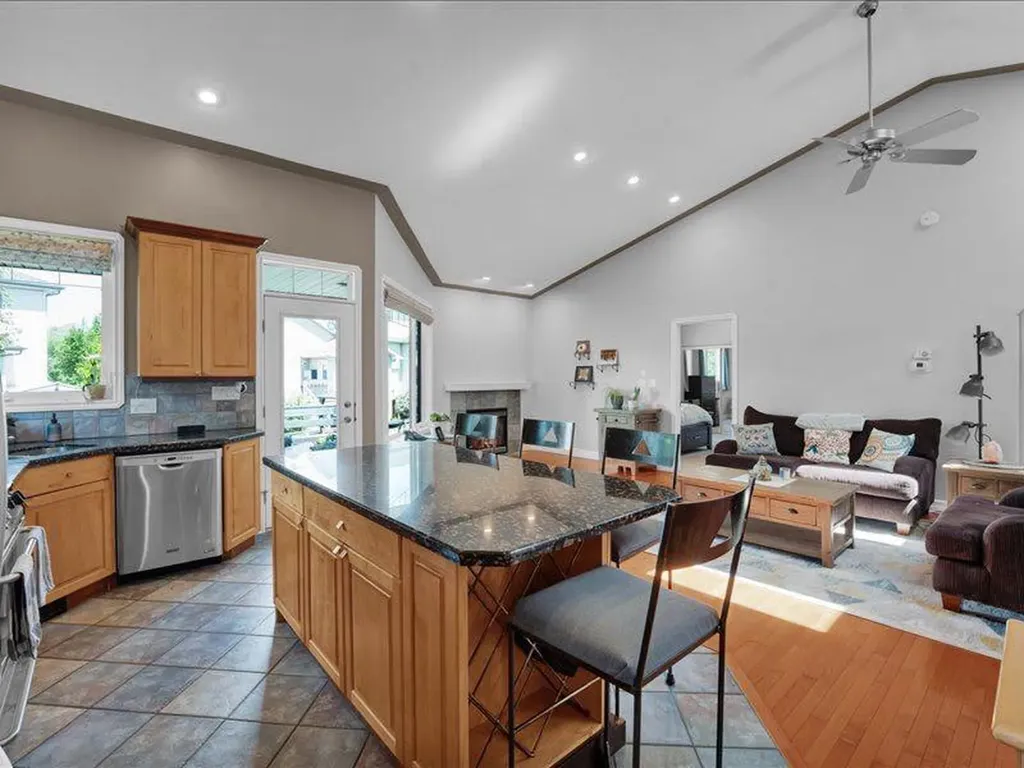 147 Cove Place Chestermere AB t1x1j6