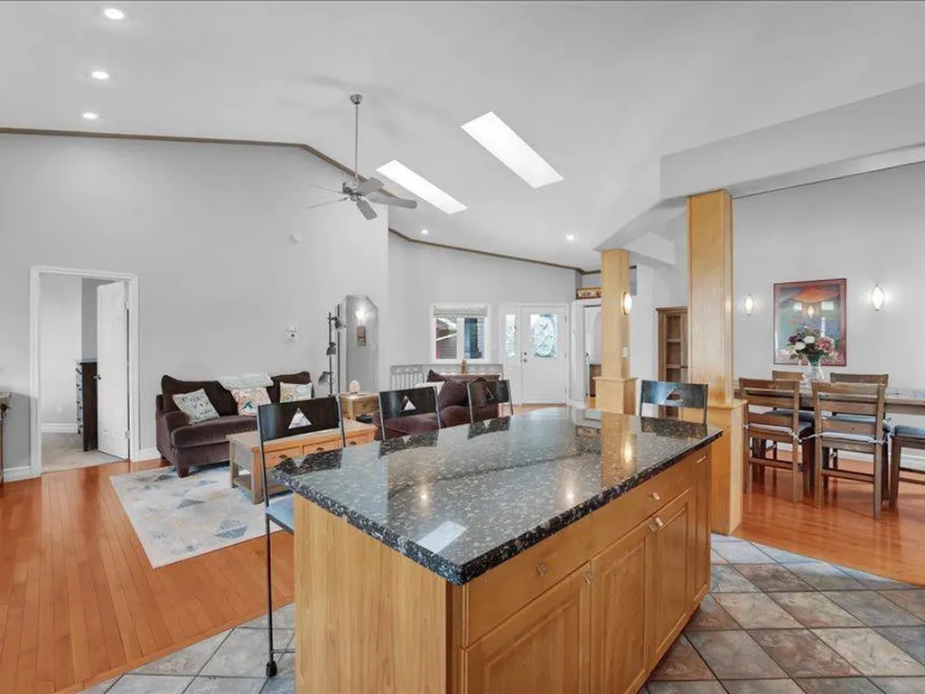 147 Cove Place Chestermere AB t1x1j6