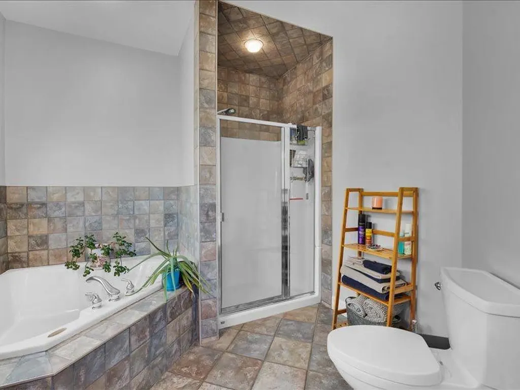 147 Cove Place Chestermere AB t1x1j6