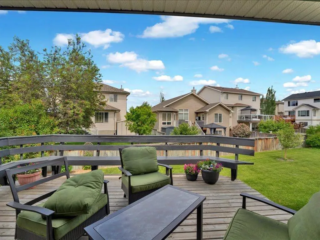 147 Cove Place Chestermere AB t1x1j6