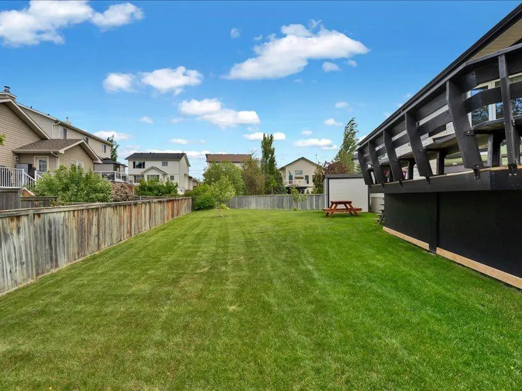 147 Cove Place Chestermere AB t1x1j6