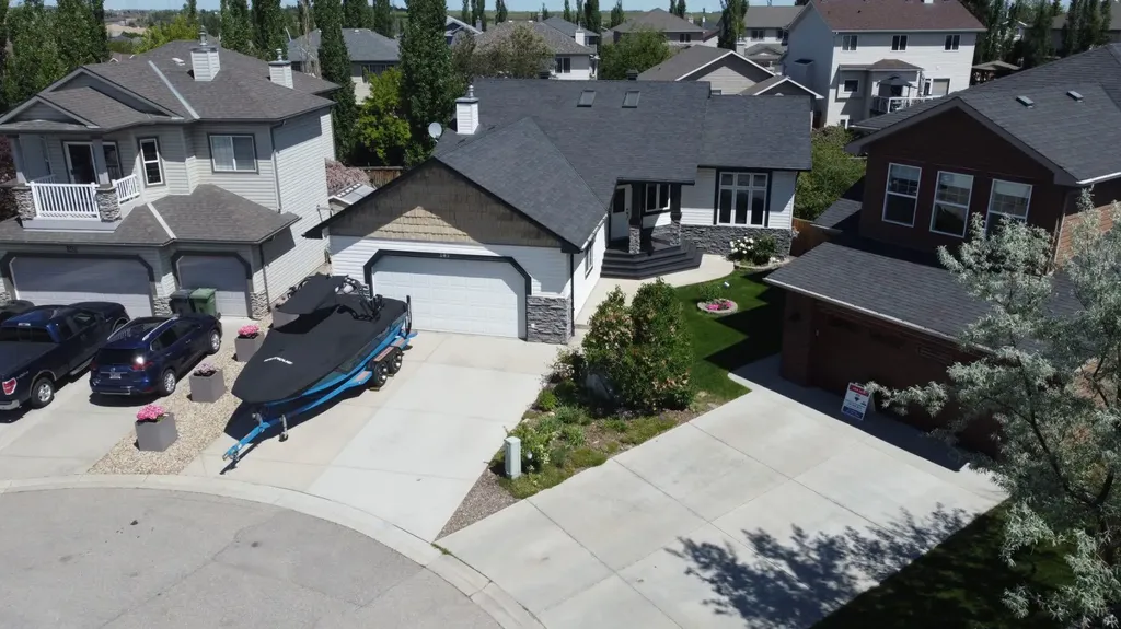 147 Cove Place Chestermere AB t1x1j6
