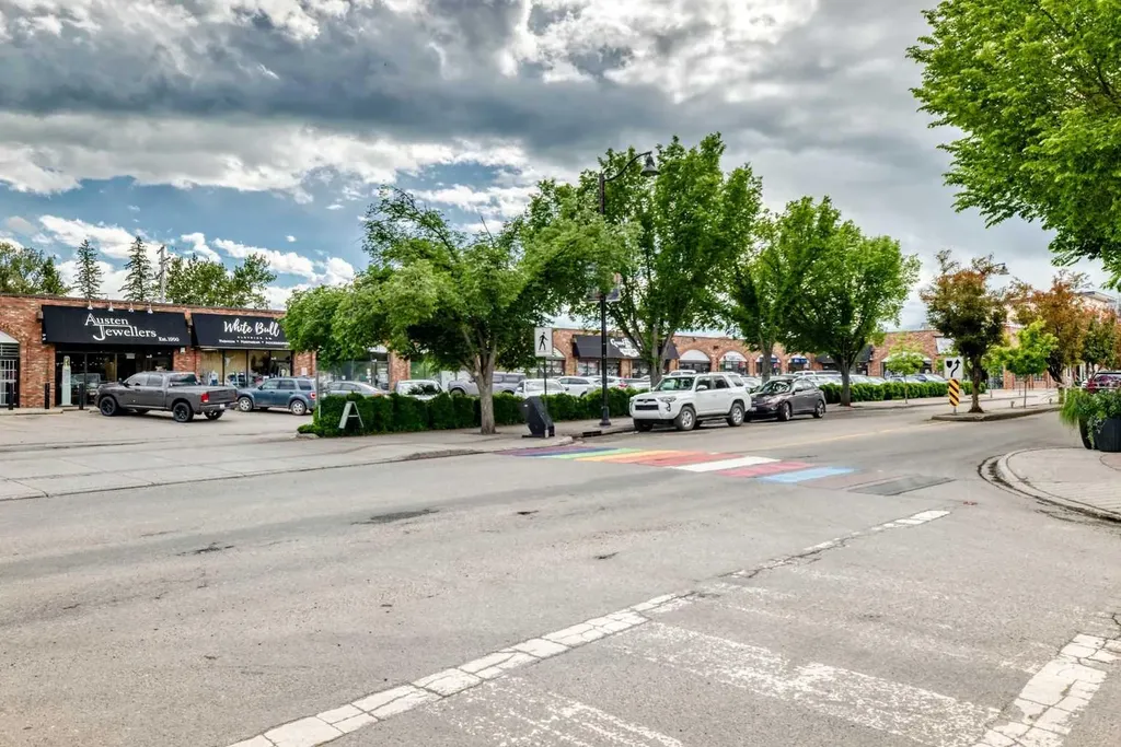 85 Elma Street W Okotoks AB T1S 1J9