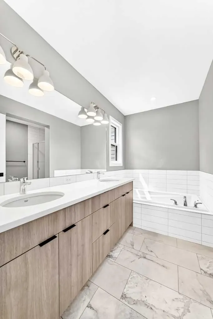 1061 Sawgrass Link NW Airdrie AB T4B5V2