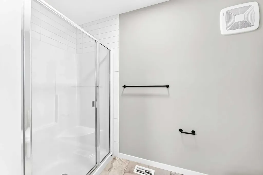 1061 Sawgrass Link NW Airdrie AB T4B5V2