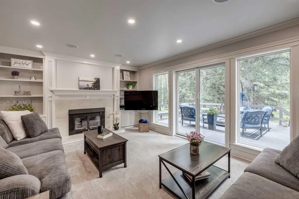 108 Redwood Meadows Drive Rural Rocky View County AB T3Z 1A3