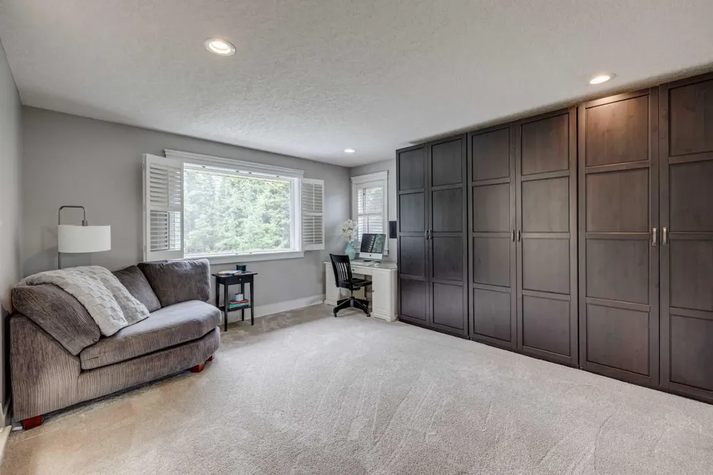 108 Redwood Meadows Drive Rural Rocky View County AB T3Z 1A3