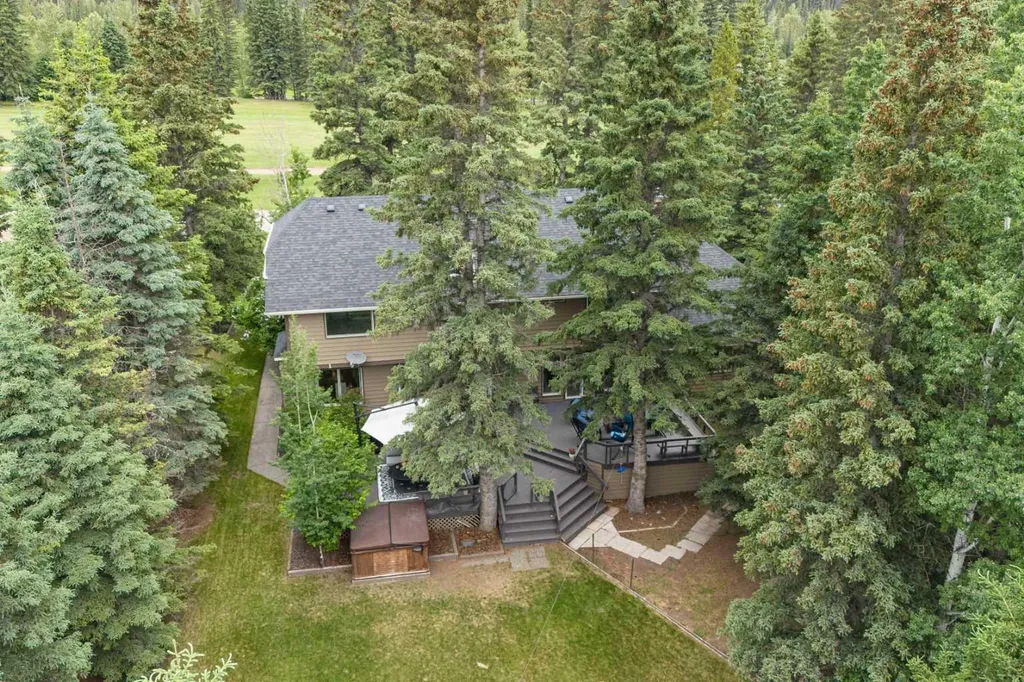 108 Redwood Meadows Drive Rural Rocky View County AB T3Z 1A3