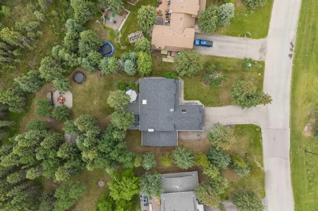 108 Redwood Meadows Drive Rural Rocky View County AB T3Z 1A3